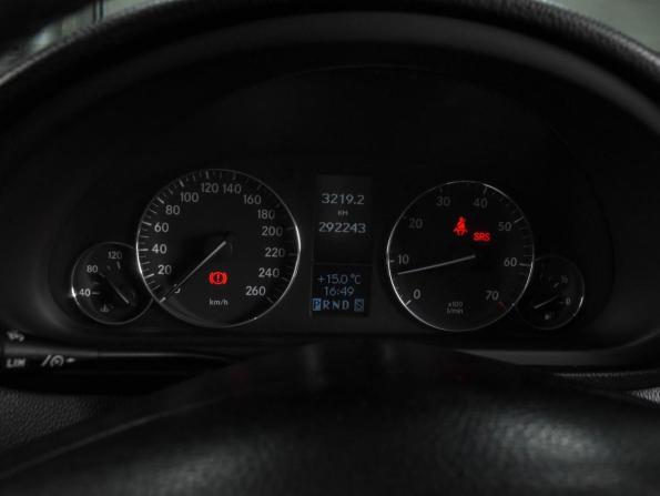 Mercedes-Benz C-Класс II (W203) Рестайлинг с пробегом 2006 года, цена 698 000 рублей, 292243 км, седан, Автокод Объявления