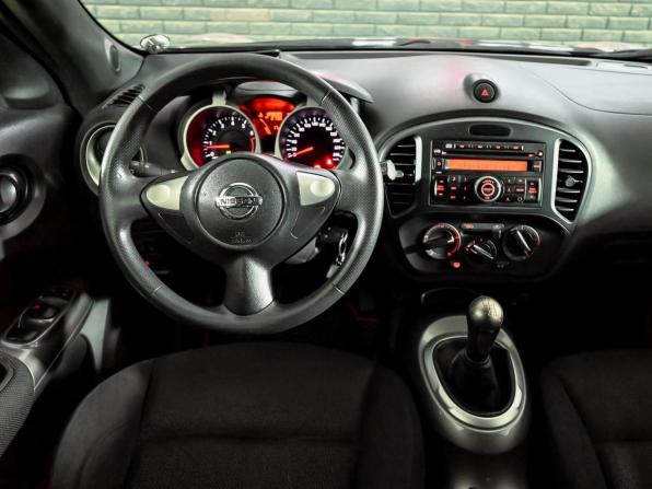 Nissan Juke I с пробегом 2012 года, цена 900 000 рублей, 129698 км, внедорожник, Автокод Объявления