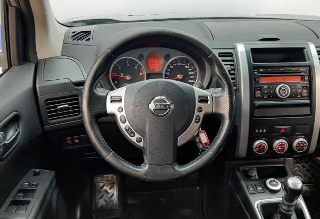 Nissan X-Trail II с пробегом 2010 года, цена 1 069 000 рублей, 208870 км, внедорожник, Автокод Объявления