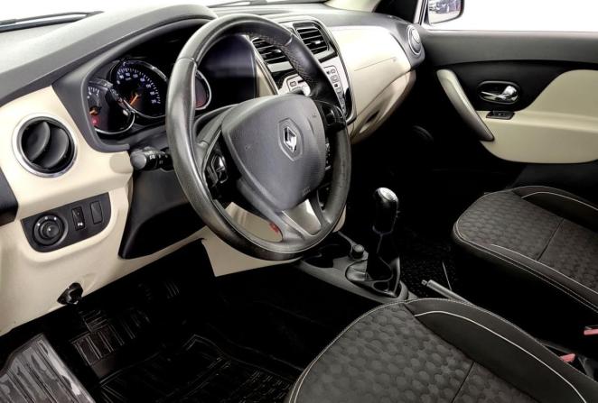 Renault Logan I Рестайлинг с пробегом 2014 года, цена 720 000 рублей, 94955 км, седан, Автокод Объявления