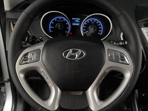 Hyundai ix35 I с пробегом 2012 года, цена 1 399 000 рублей, 223280 км, внедорожник, Автокод Объявления