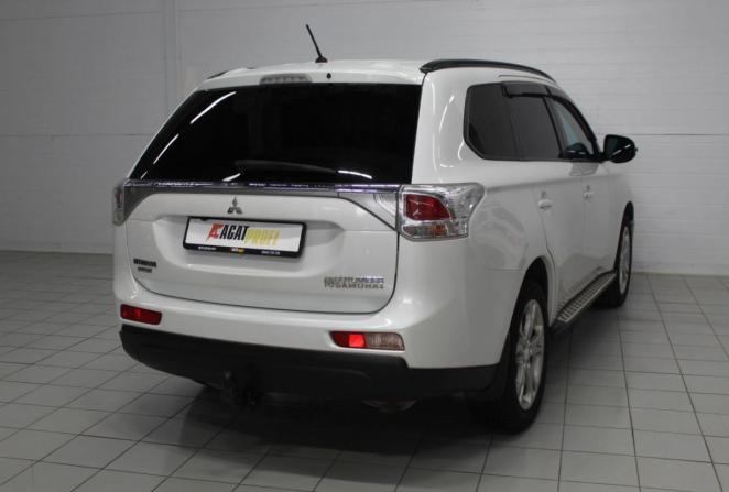 Mitsubishi Outlander III с пробегом 2014 года, цена 1 485 000 рублей, 242410 км, внедорожник, Автокод Объявления
