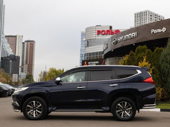 Mitsubishi Pajero Sport III с пробегом 2017 года, цена 2 800 000 рублей, 211035 км, внедорожник, Автокод Объявления