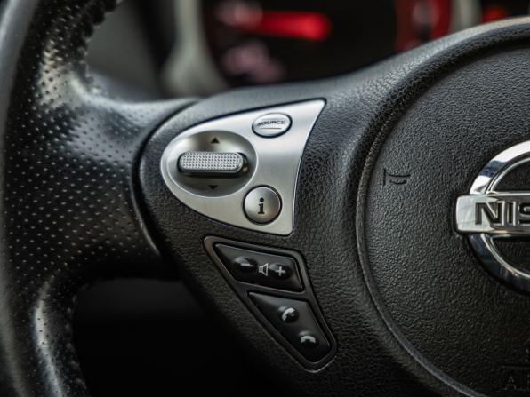 Nissan Juke I с пробегом 2013 года, цена 998 000 рублей, 107090 км, внедорожник, Автокод Объявления
