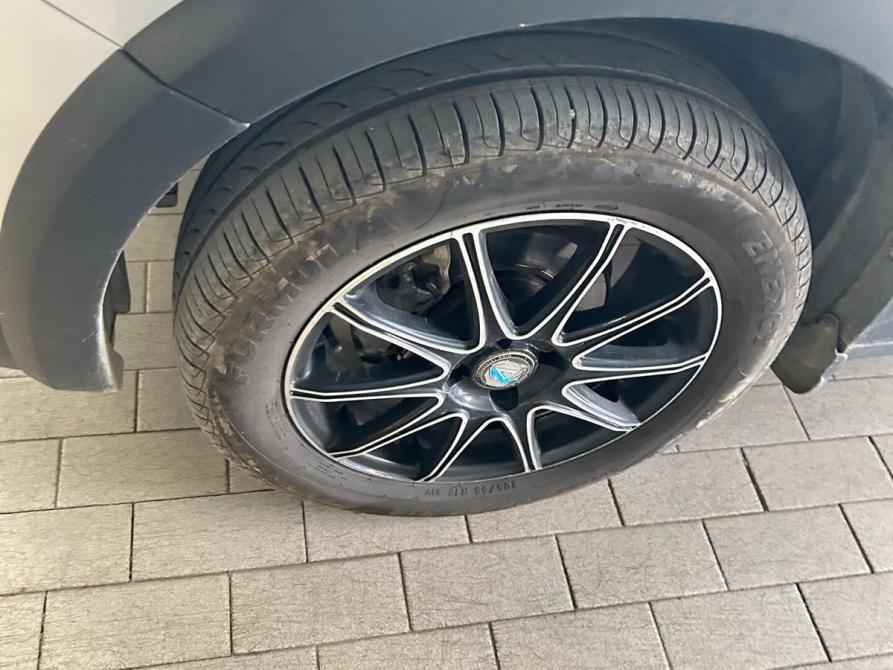 Renault Logan II Рестайлинг Екатеринбург  - изображение 2
