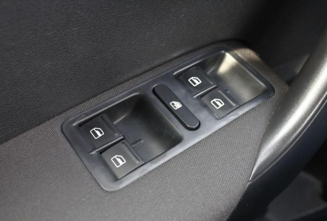 Volkswagen Polo V с пробегом 2013 года, цена 690 000 рублей, 283336 км, седан, Автокод Объявления
