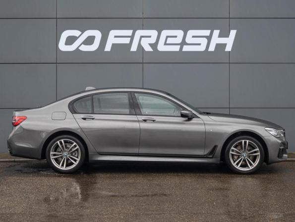 BMW 7 серии VI (G11/G12) с пробегом 2018 года, цена 4 350 000 рублей, 97856 км, седан, Автокод Объявления