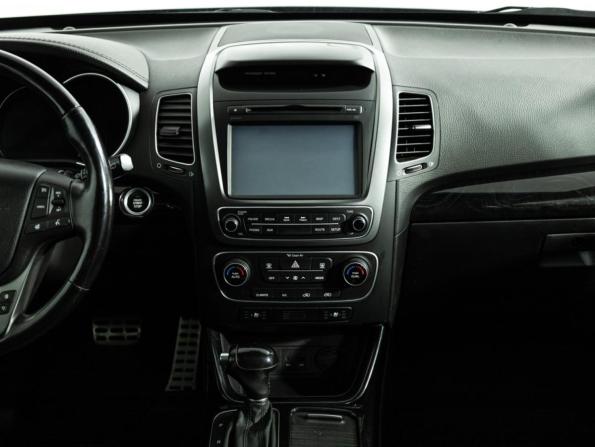 Kia Sorento II Рестайлинг с пробегом 2014 года, цена 1 699 777 рублей, 156000 км, внедорожник, Автокод Объявления