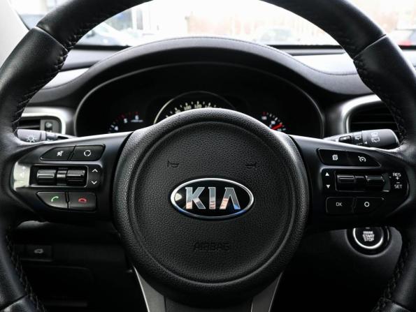Kia Sorento III Prime с пробегом 2017 года, цена 2 200 000 рублей, 180104 км, внедорожник, Автокод Объявления