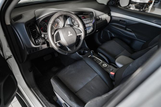 Mitsubishi Outlander III с пробегом 2013 года, цена 1 300 000 рублей, 137549 км, внедорожник, Автокод Объявления