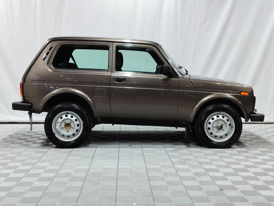 Lada (ВАЗ) 2121 (4x4) I Рестайлинг Нижневартовск  - изображение 4