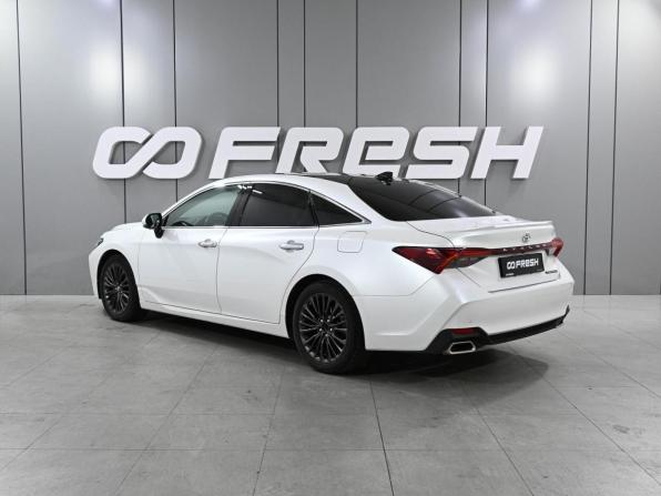 Toyota Avalon V с пробегом 2022 года, цена 3 399 000 рублей, 51529 км, седан, Автокод Объявления