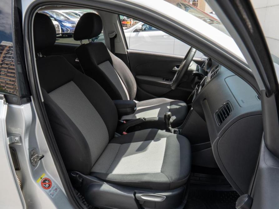 Volkswagen Polo V Краснодар  - изображение 8