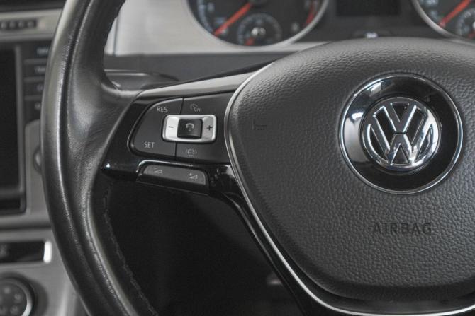 Volkswagen Golf VII с пробегом 2014 года, цена 1 099 000 рублей, 175000 км, универсал, Автокод Объявления