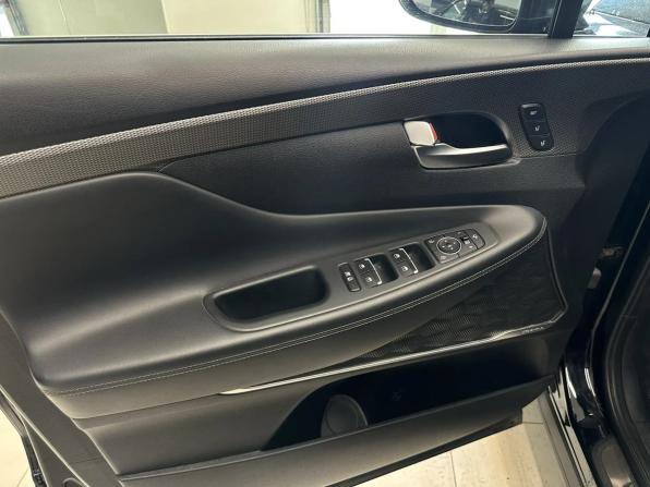 Hyundai Santa Fe IV с пробегом 2020 года, цена 2 565 000 рублей, 113817 км, внедорожник, Автокод Объявления