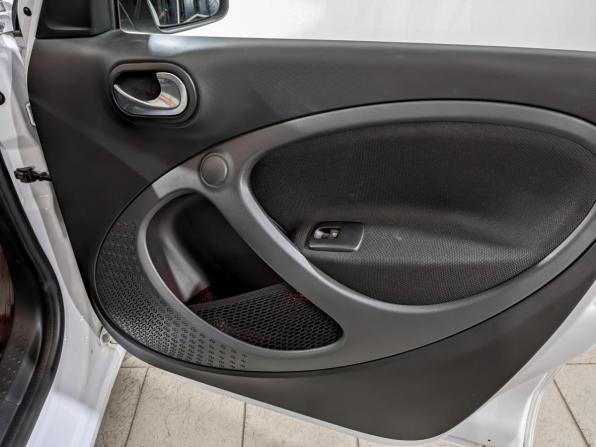 Smart Forfour II с пробегом 2020 года, цена 1 875 000 рублей, 26054 км, хэтчбек, Автокод Объявления
