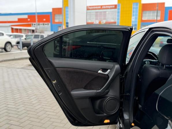 Honda Accord VIII Рестайлинг с пробегом 2012 года, цена 1 450 000 рублей, 186542 км, седан, Автокод Объявления