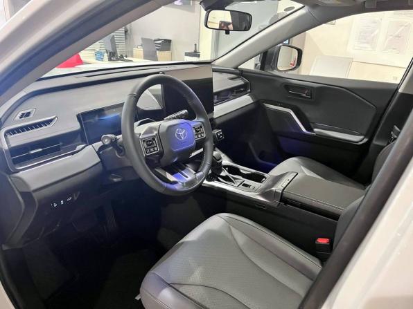 Новый Toyota RAV4 VI (XA60) 2026 года, цена 5 000 000 рублей, внедорожник, Автокод Объявления