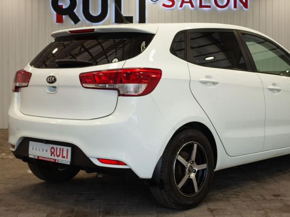 Kia Rio III Рестайлинг с пробегом 2016 года, цена 1 190 000 рублей, 137836 км, хэтчбек, Автокод Объявления