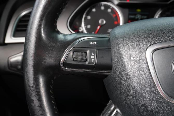 Audi A4 IV (B8) Рестайлинг с пробегом 2013 года, цена 848 000 рублей, 281756 км, седан, Автокод Объявления