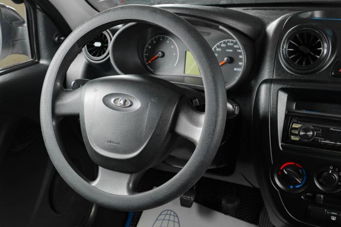 Lada (ВАЗ) Granta I с пробегом 2015 года, цена 479 000 рублей, 218000 км, лифтбек, Автокод Объявления