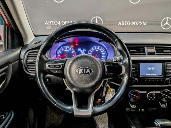 Kia Rio IV с пробегом 2017 года, цена 1 335 000 рублей, 45836 км, седан, Автокод Объявления