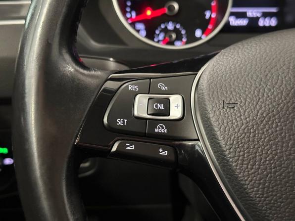 Volkswagen Tiguan II с пробегом 2017 года, цена 2 077 000 рублей, 132557 км, внедорожник, Автокод Объявления