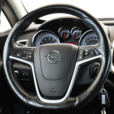 Opel Astra J Рестайлинг с пробегом 2014 года, цена 840 000 рублей, 149665 км, хэтчбек, Автокод Объявления