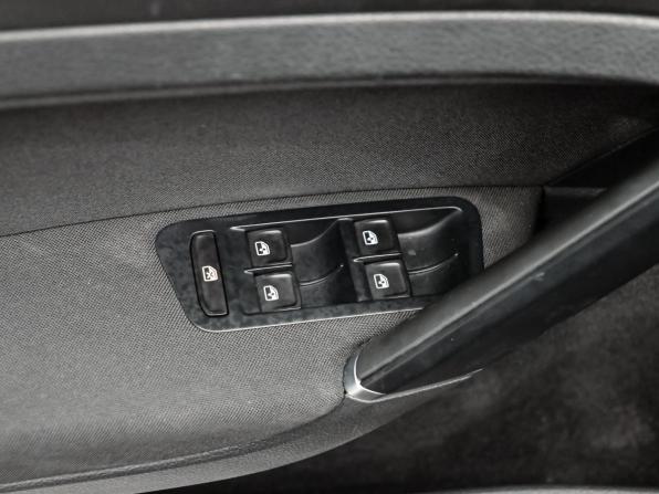 Volkswagen Golf VII с пробегом 2016 года, цена 1 550 000 рублей, 133969 км, хэтчбек, Автокод Объявления