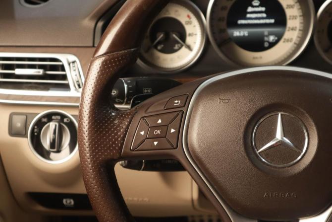 Mercedes-Benz E-Класс IV (W212 S212 C207) Рестайлинг с пробегом 2013 года, цена 2 379 000 рублей, 247000 км, седан, Автокод Объявления