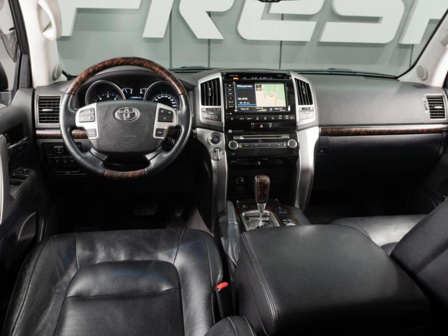 Toyota Land Cruiser 200 Series Рестайлинг 1 Тюмень  - изображение 6