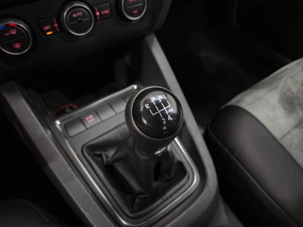 Volkswagen Jetta VI Рестайлинг с пробегом 2015 года, цена 1 230 000 рублей, 138055 км, седан, Автокод Объявления