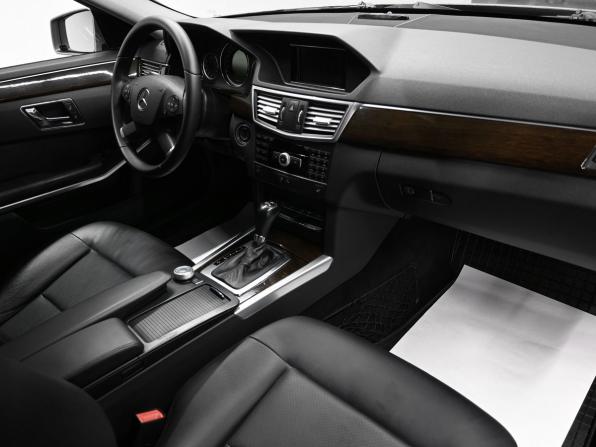 Mercedes-Benz E-Класс IV (W212 S212 C207) с пробегом 2010 года, цена 1 175 000 рублей, 400011 км, седан, Автокод Объявления