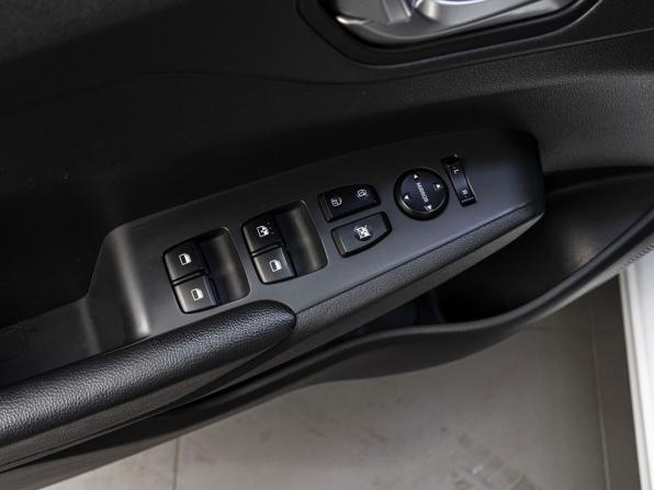 Hyundai Solaris II Рестайлинг с пробегом 2021 года, цена 1 490 000 рублей, 63190 км, седан, Автокод Объявления