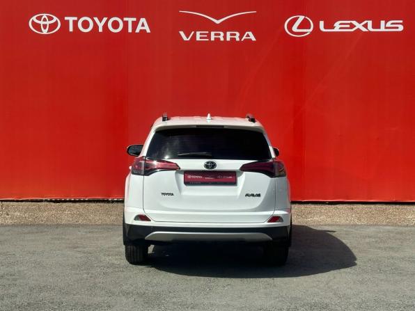 Toyota RAV4 IV (XA40) Рестайлинг с пробегом 2019 года, цена 2 300 000 рублей, 124120 км, внедорожник, Автокод Объявления