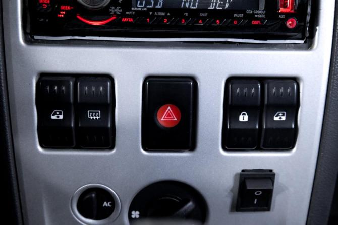 Renault Logan I с пробегом 2007 года, цена 299 000 рублей, 262535 км, седан, Автокод Объявления