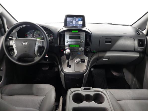Hyundai Grand Starex I Рестайлинг с пробегом 2015 года, цена 2 450 000 рублей, 198000 км, минивэн, Автокод Объявления