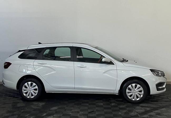 Lada (ВАЗ) Vesta I Рестайлинг (NG) с пробегом 2025 года, цена 1 454 000 рублей, 2042 км, универсал, Автокод Объявления