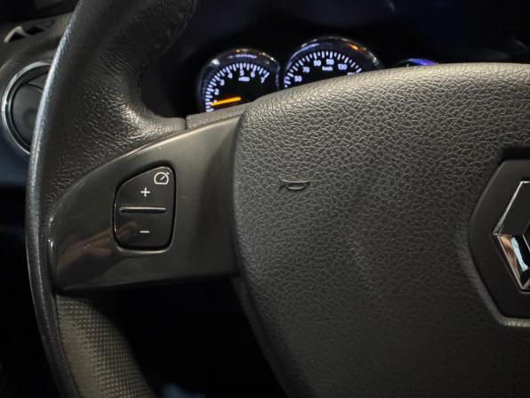 Renault Sandero II с пробегом 2018 года, цена 1 019 000 рублей, 55836 км, хэтчбек, Автокод Объявления