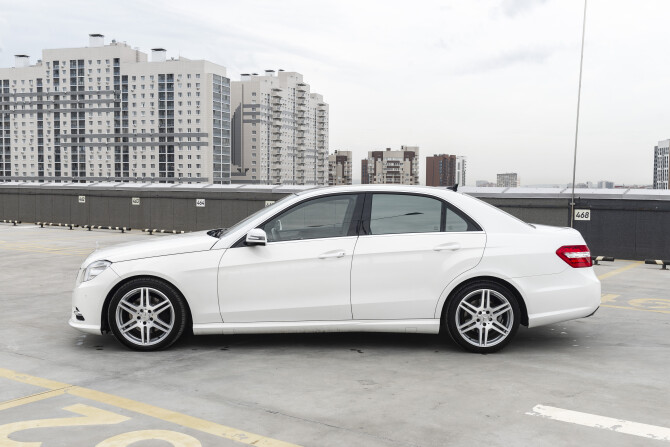 Mercedes-Benz E-Класс IV (W212 S212 C207) с пробегом 2012 года, цена 1 810 000 рублей, 146000 км, седан, Автокод Объявления