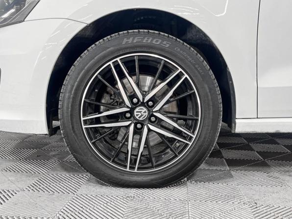 Volkswagen Polo V Рестайлинг с пробегом 2020 года, цена 1 179 000 рублей, 113016 км, седан, Автокод Объявления
