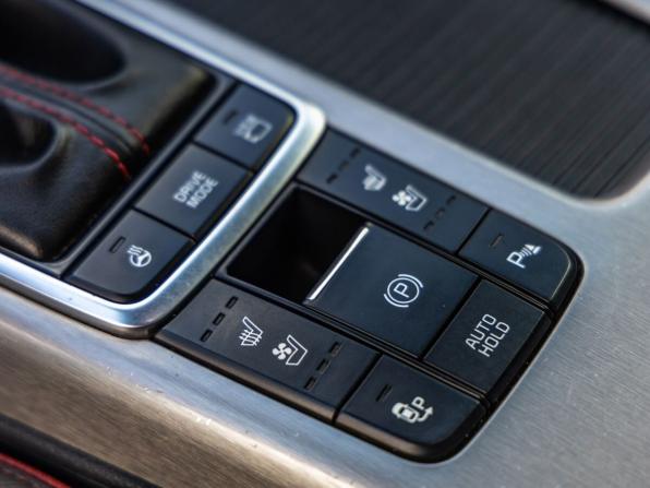 Kia Optima IV Рестайлинг с пробегом 2019 года, цена 2 098 000 рублей, 171639 км, седан, Автокод Объявления
