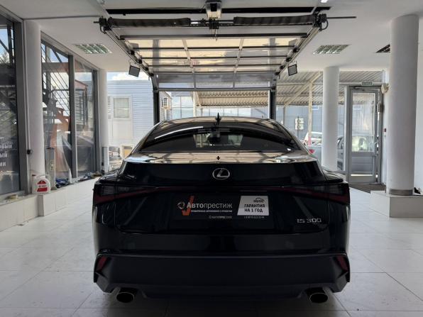 Lexus IS III Рестайлинг 2 с пробегом 2022 года, цена 3 550 000 рублей, 50845 км, седан, Автокод Объявления