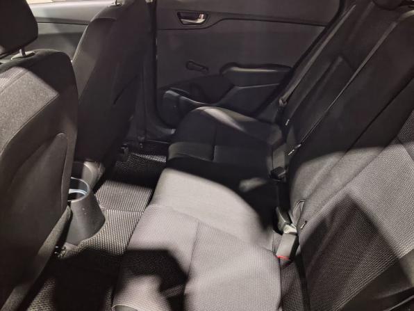 Hyundai Solaris I Рестайлинг с пробегом 2017 года, цена 1 024 000 рублей, 91193 км, седан, Автокод Объявления