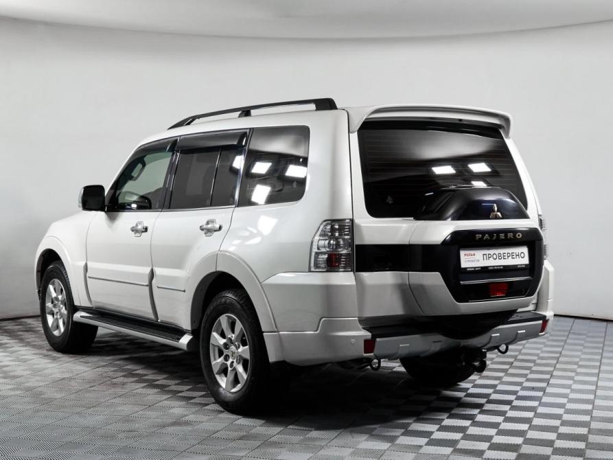Mitsubishi Pajero IV Рестайлинг 2 Москва  - изображение 7
