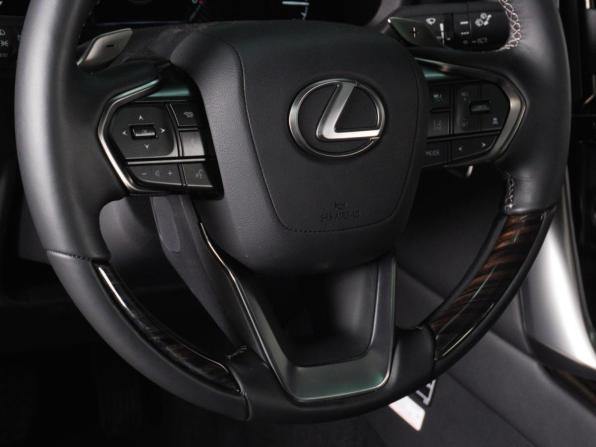 Lexus LX IV с пробегом 2024 года, цена 17 549 000 рублей, 21 км, внедорожник, Автокод Объявления