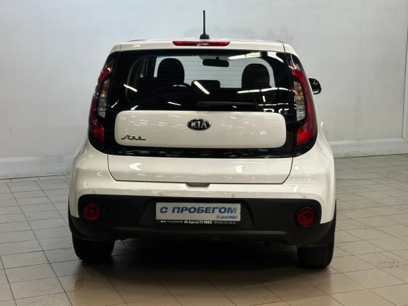 Kia Soul II Рестайлинг с пробегом 2018 года, цена 1 480 000 рублей, 104454 км, хэтчбек, Автокод Объявления