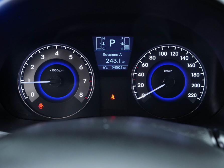 Hyundai Solaris I Рестайлинг Новосибирск  - изображение 12