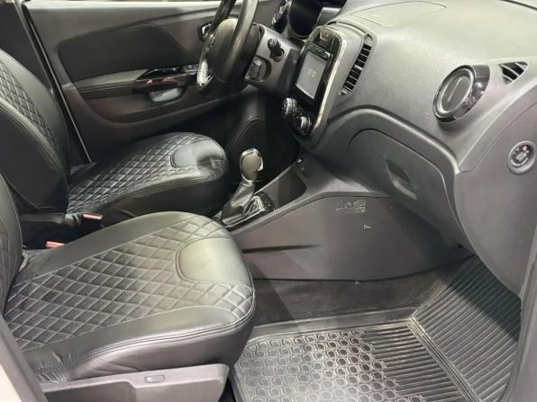 Renault Kaptur I с пробегом 2018 года, цена 1 599 000 рублей, 67271 км, внедорожник, Автокод Объявления