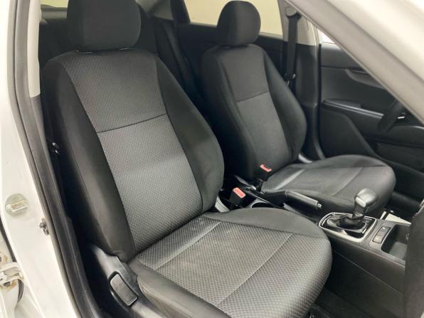 Kia Rio IV Рестайлинг с пробегом 2021 года, цена 1 555 000 рублей, 96907 км, седан, Автокод Объявления